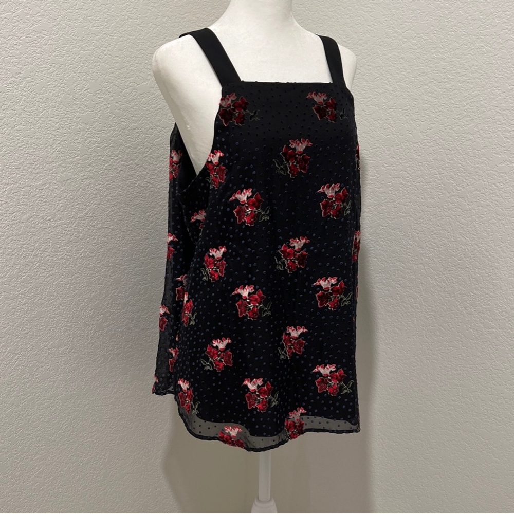 Floral Top - LOFT - Picture 8 of 16